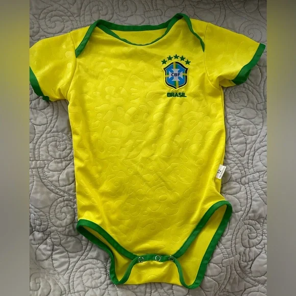 Brazil Soccer ⚽️ Onesie 🇧🇷 - Picture 1 of 4